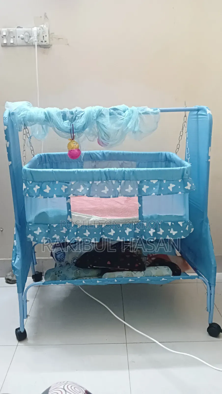 Baby Cot/ Baby Crib With Mosquito Net.