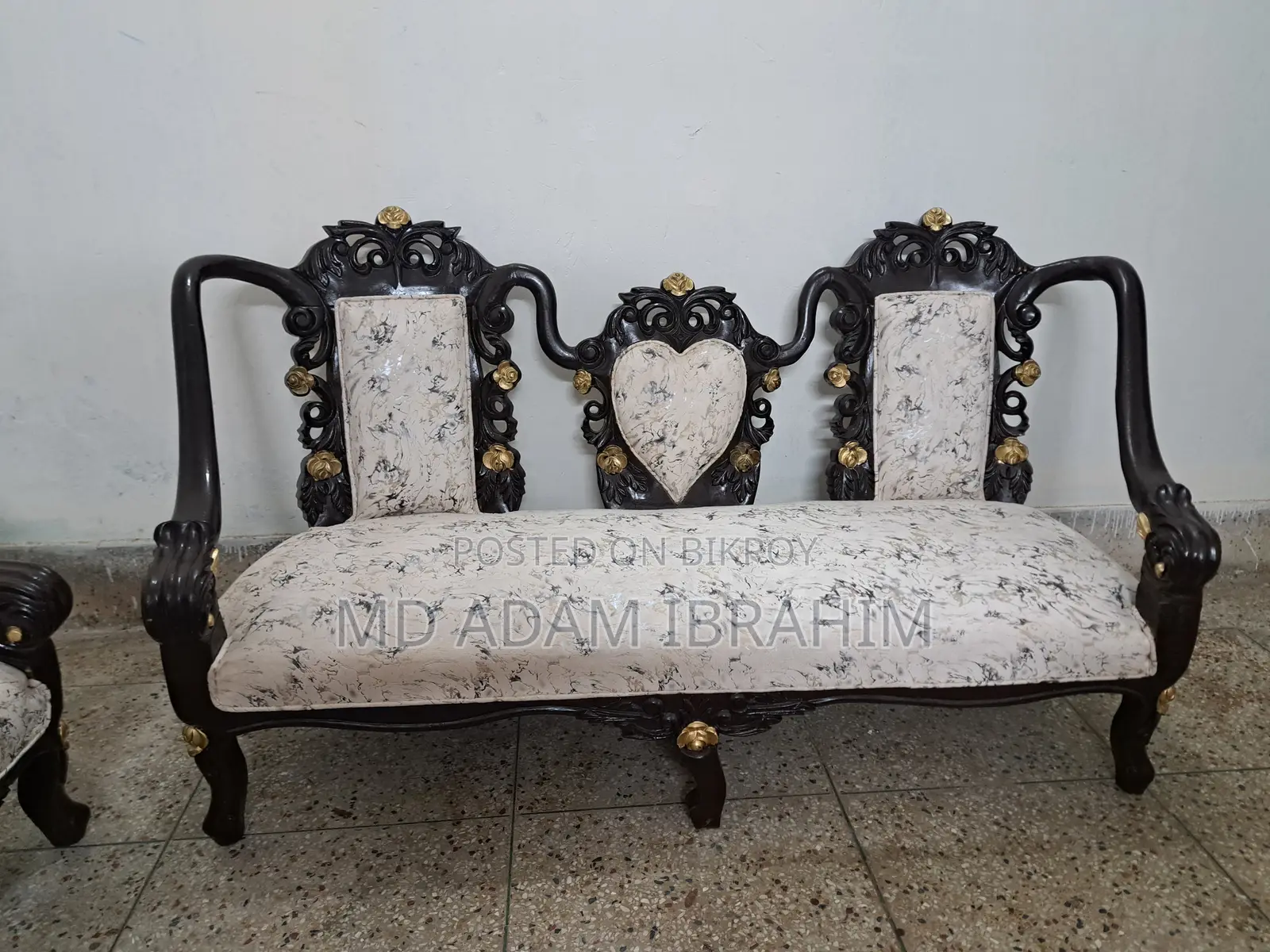 কুইন স্টাইল সোফা সেট