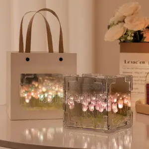 Romantic Tulip Light Cube Lamp – 16 Tulips 16 LED Lights | Cute Gift
