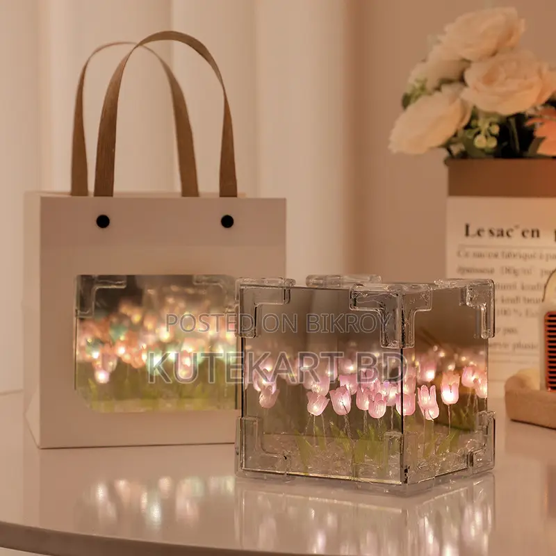 Romantic Tulip Light Cube Lamp – 16 Tulips 16 LED Lights | Cute Gift