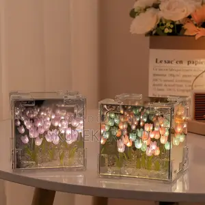 Romantic Tulip Light Cube Lamp – 16 Tulips 16 LED Lights | Cute Gift