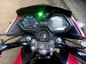 Honda Livo 2025 Red