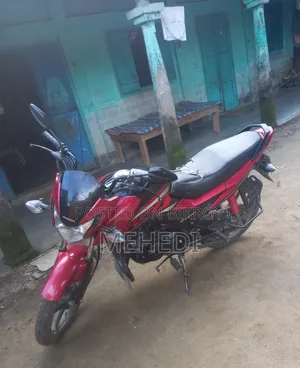 Honda Livo 2025 Red