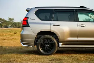 Toyota Land Cruiser Prado 2.7 2022 Brown