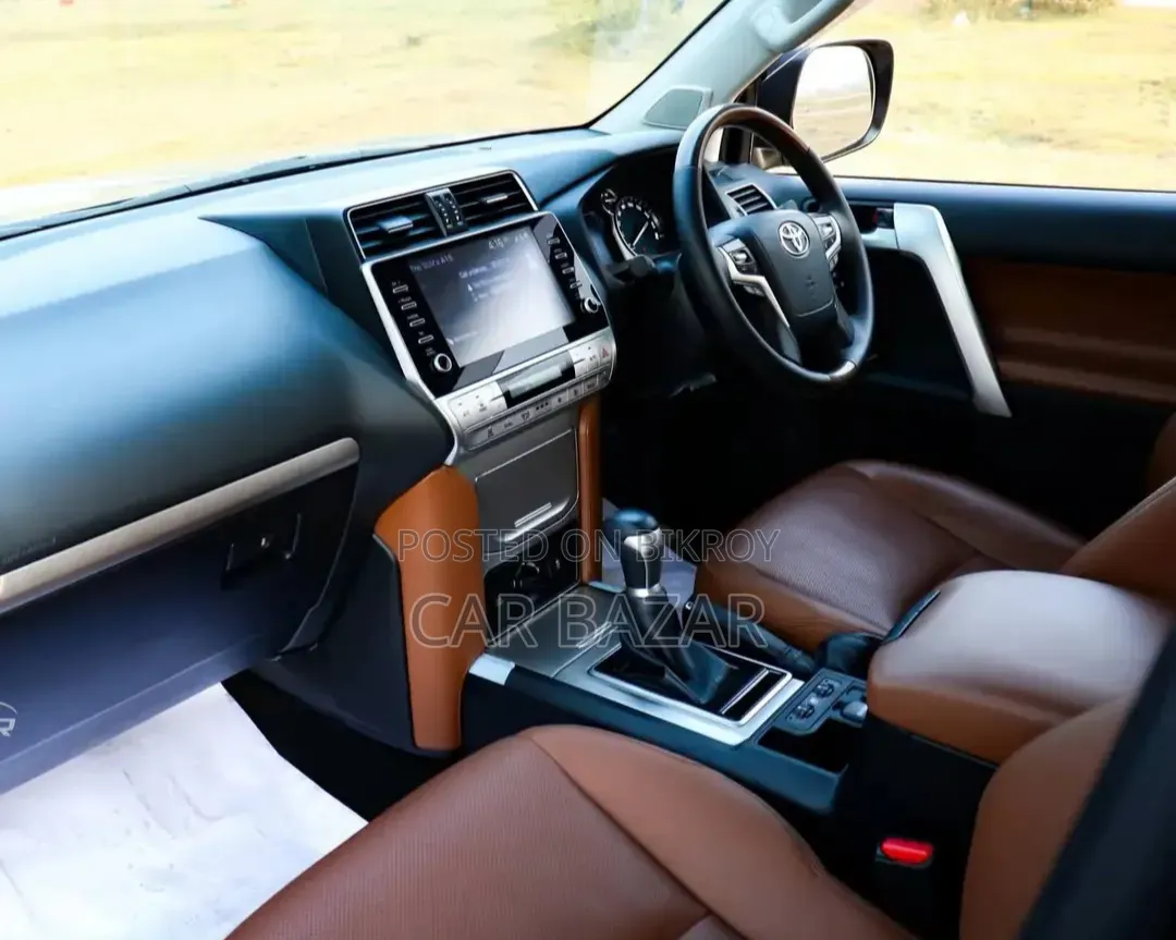 Toyota Land Cruiser Prado 2.7 2022 Brown
