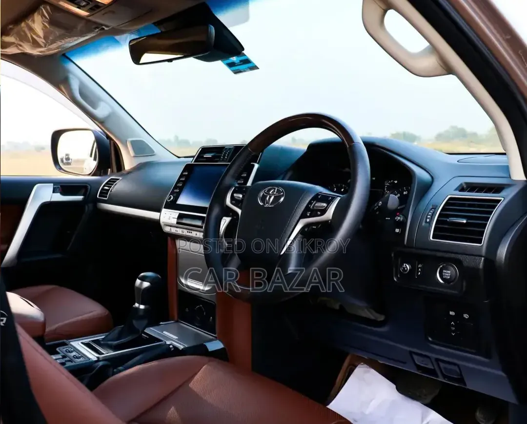 Toyota Land Cruiser Prado 2.7 2022 Brown