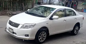 টয়োটা অ্যাক্সিও ২০০৮ সাদা