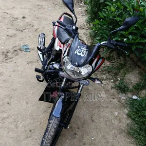 New Bajaj Discover 125 2025 Black