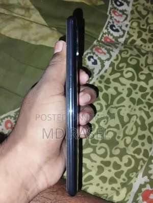 EL 128 GB Black