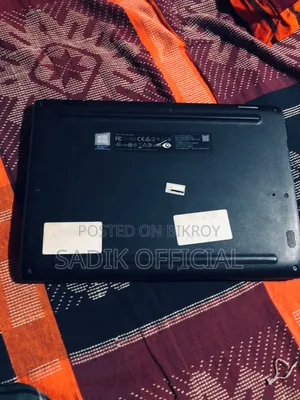 Laptop Lenovo 300e 4GB Intel Core I3 HDD+SSD 72GB