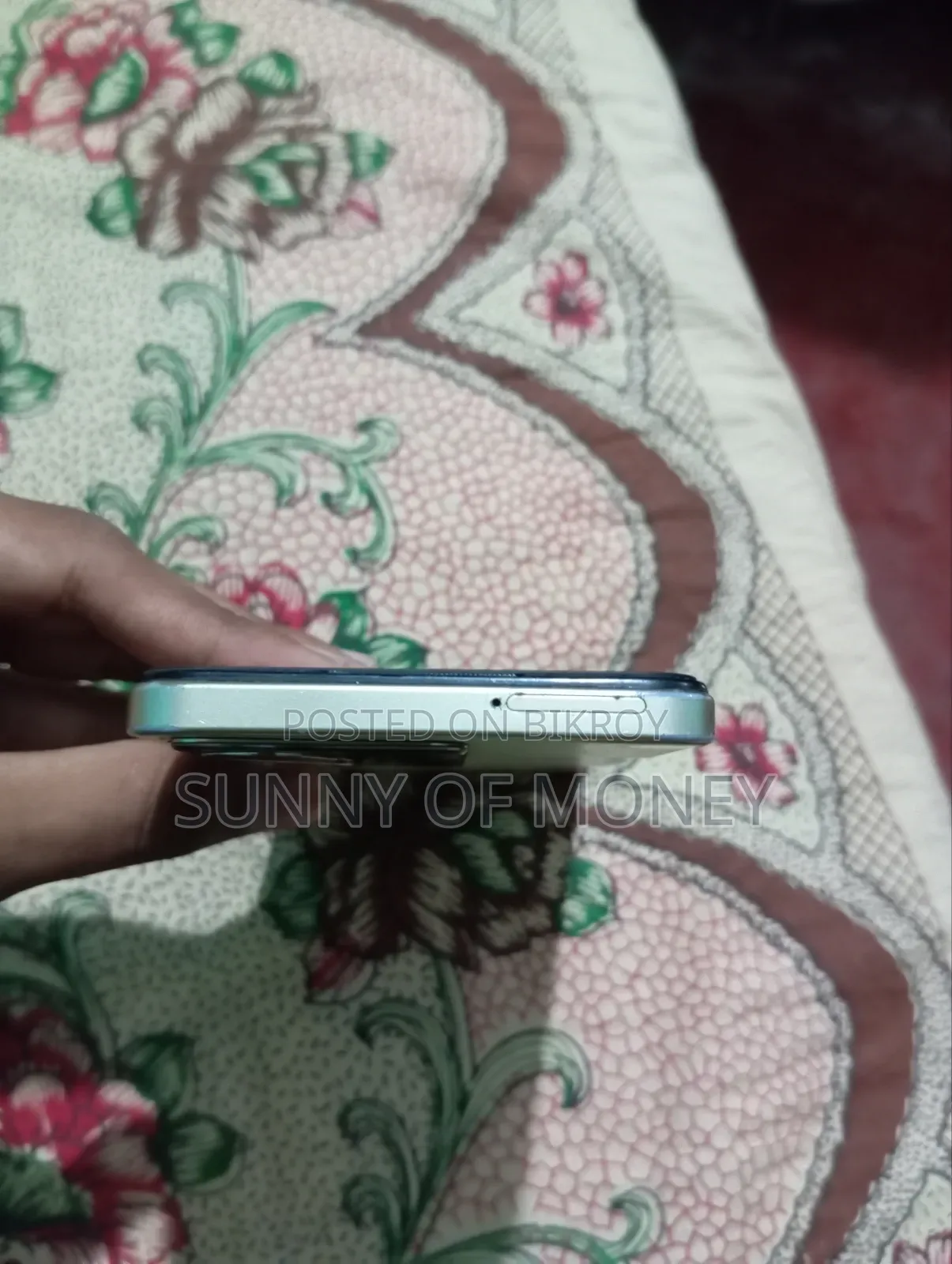 Vivo Y35 128 GB White