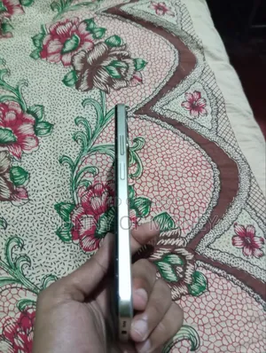 Vivo Y35 128 GB White