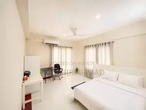 বসুন্ধরায় ৩ বেডরুমের ফার্নিশড অ্যাপার্টমেন্ট ভাড়ার জন্য