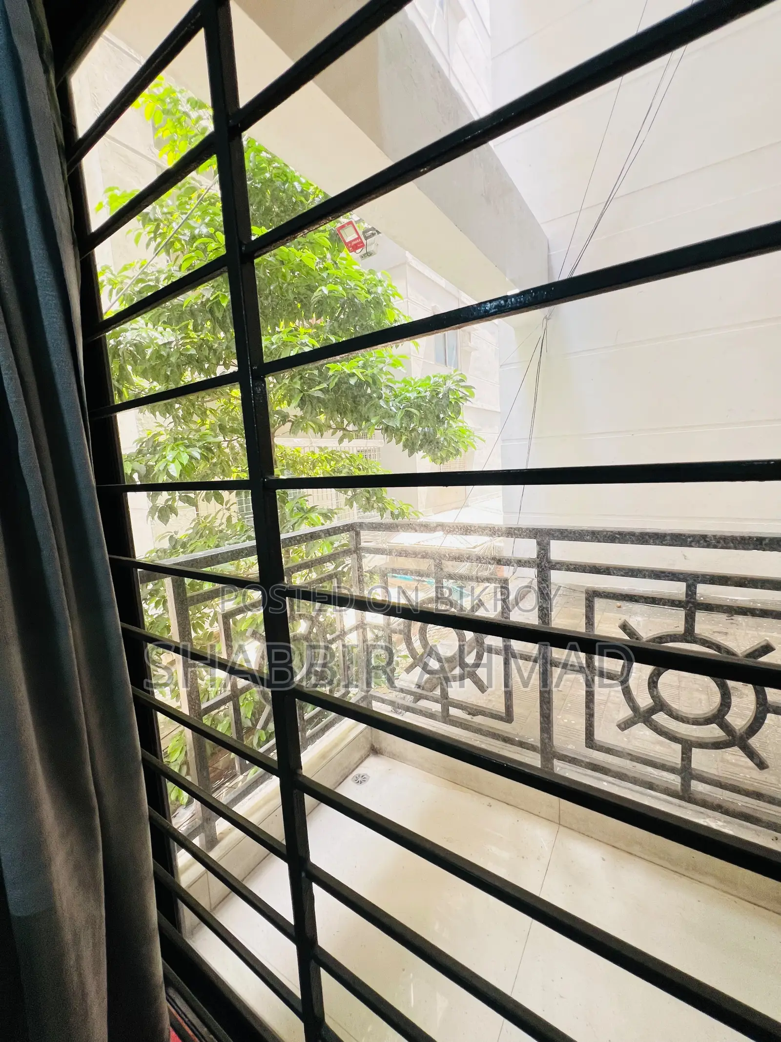 বসুন্ধরায় ৩ বেডরুমের ফার্নিশড অ্যাপার্টমেন্ট ভাড়ার জন্য