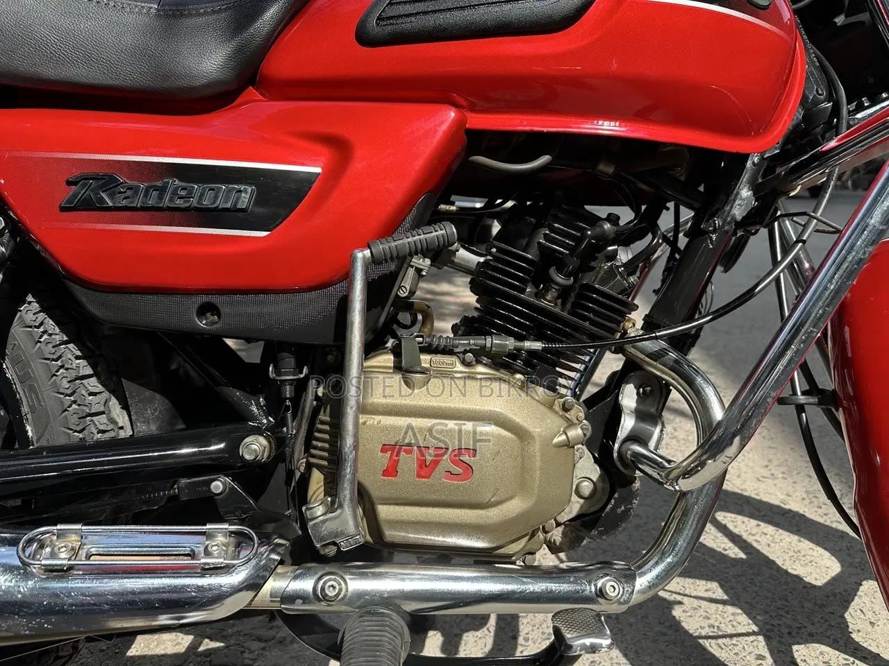 TVS Radeon 2020 Red
