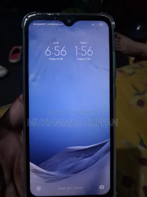মোবাইল ফোন ৬৪ জিবি নীল