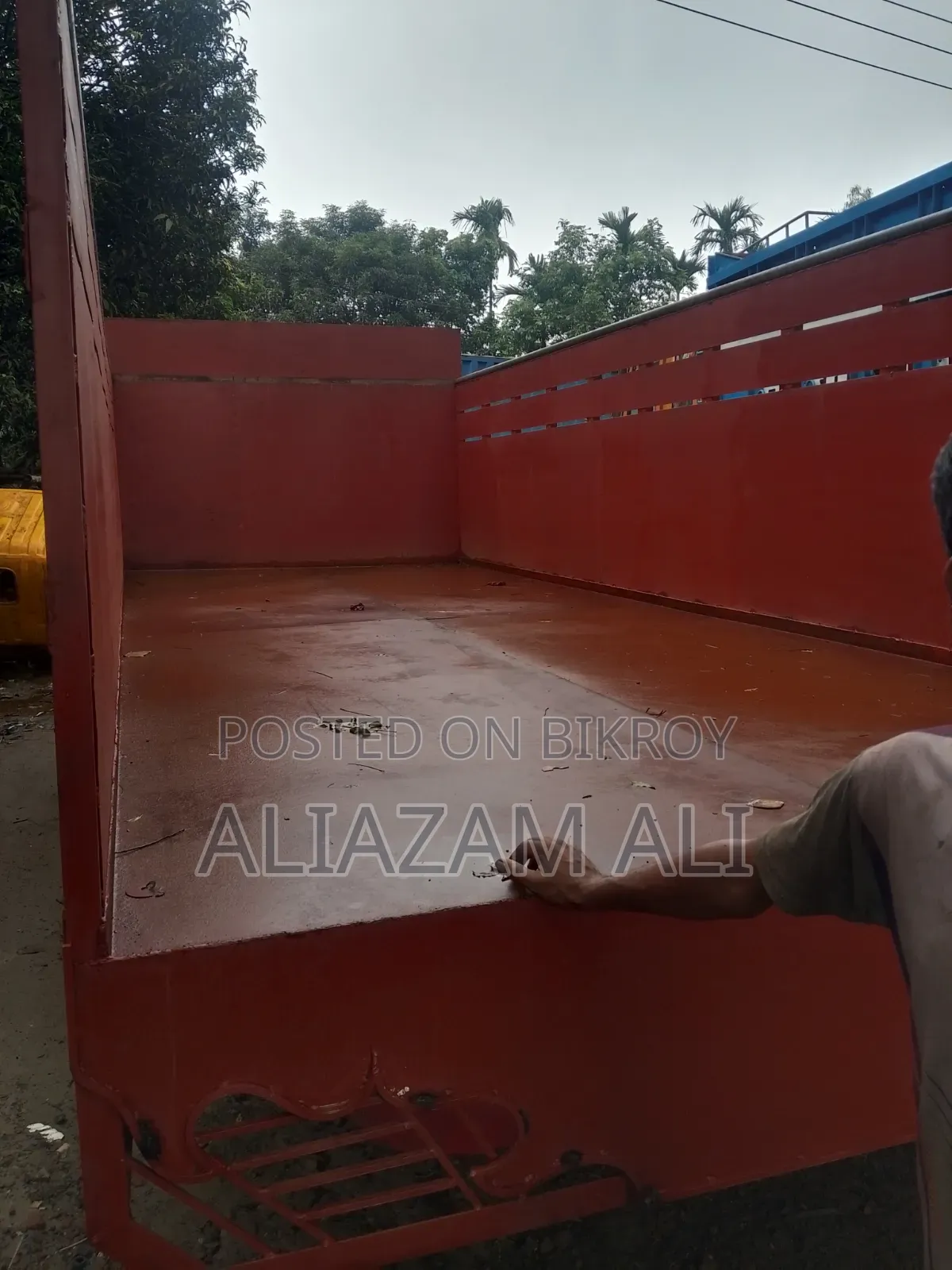 ১২১২ গাড়ি নতুন বডি বিক্রয়