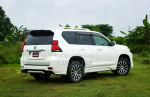 টয়োটা ল্যান্ড ক্রুজার প্রাডো ২.৭ ২০১৯ হোয়াইট