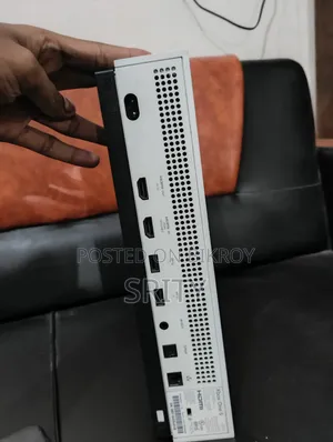 Xbox One S