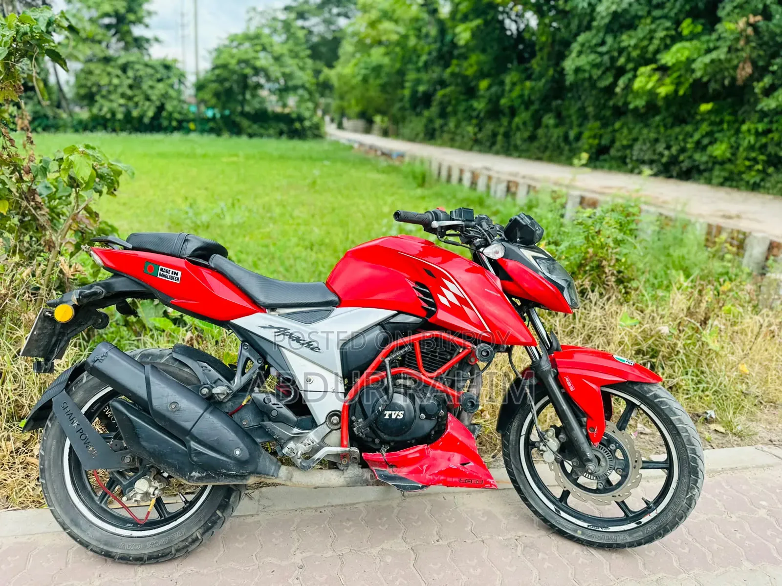 টিভিএস অ্যাপাচে আরটিআর ১৬০ ৪ভি ২০২১ লাল