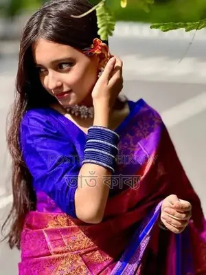 কাঞ্জি কাতান শাড়ি ব্লাউজ পিস সহ।