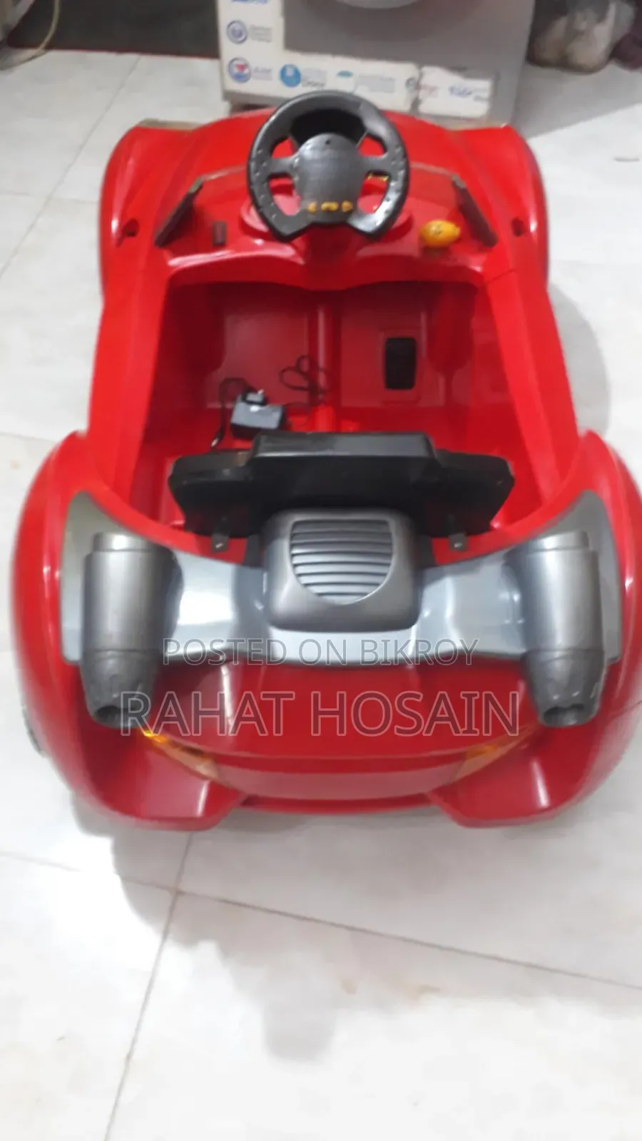 বাচ্চাদের গাড়ি বিক্রি করা হবে