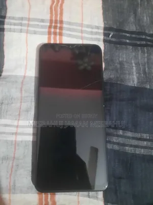 Vivo Y18 128 GB ব্রোঞ্জ