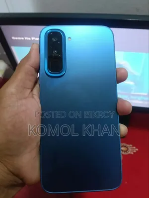 New Infinix Hot 70 128 GB Blue