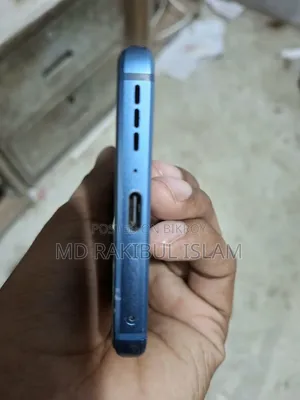 মোটোলোরা এজ ৪০ ২৫৬ জিবি নীল