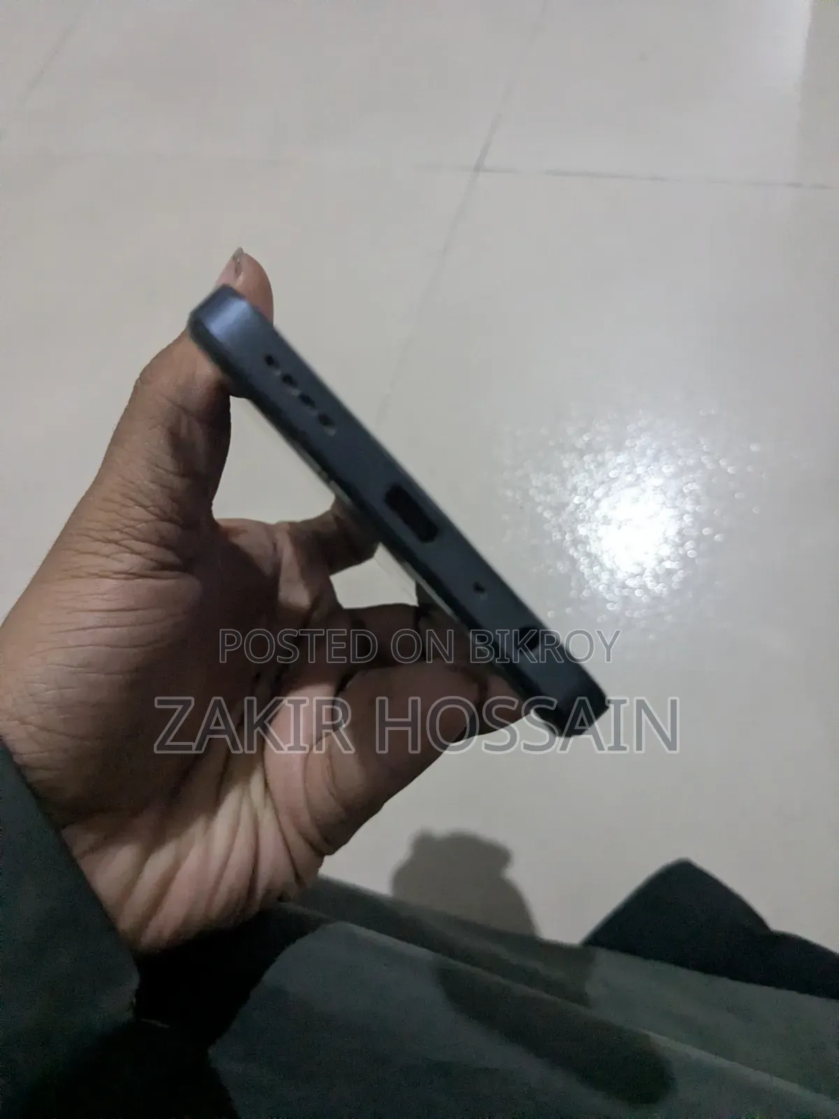 রিয়েলমি ৫ ১২৮ জিবি ব্ল্যাক