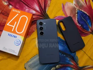 টেকনো স্পার্ক ৪০ প্রো ১২৮ জিবি ব্ল্যাক