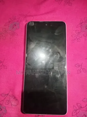 টেকনো স্পার্ক ১০ ৬৪ জিবি সাদা