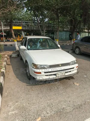 Toyota Corolla 1994 White