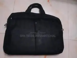 অফিস বা ল্যাপটপ ব্যাগ