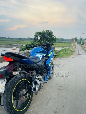 সুজুকি জিক্সার এসএফ ২০১৯ ব্লু