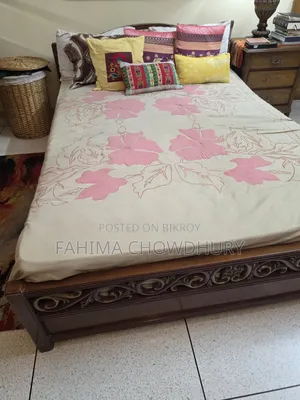 Shegun Bed With Two Side Table
