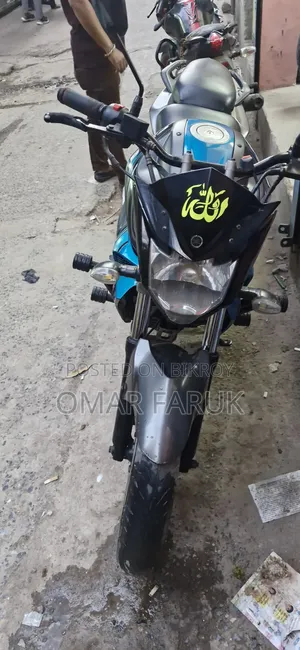 ইয়ামাহা এফজেডএস ভি২ ২০১৯ গ্রে