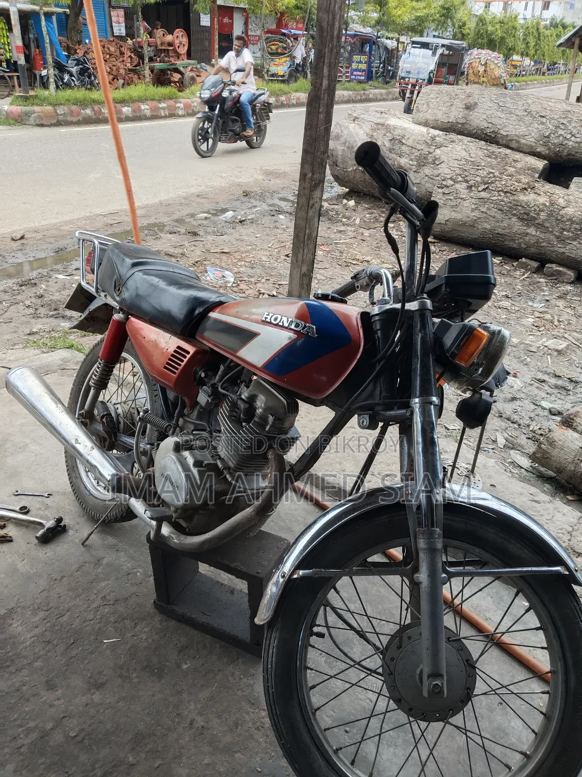 Honda CG110 2001 Red