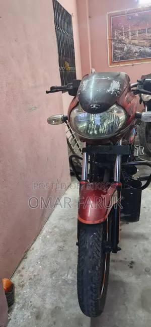 Bajaj Discover 135 2010 Red