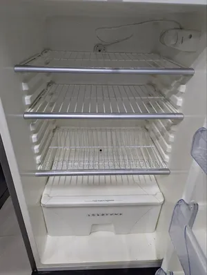 Walton Glass Door Frost Fridge 380 Ltr.