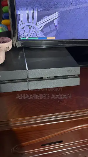 PlayStation 4 1 TB Version Very Negotiable