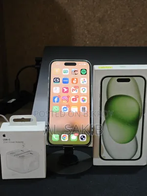 Apple iPhone 15 128 GB Green