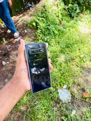 স্যামসাং গ্যালাক্সি এস১০ ১২৮ জিবি