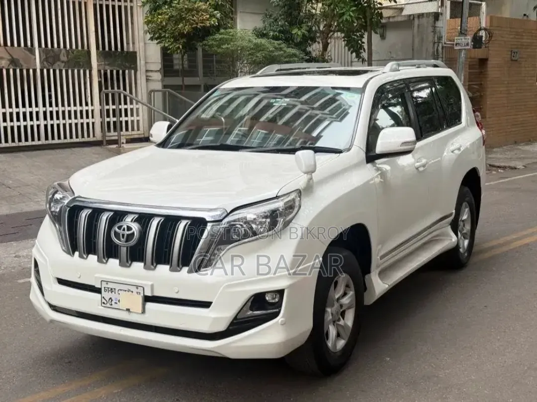 টয়োটা ল্যান্ড ক্রুজার প্রাডো ২.৭ আই ২০১৩ সাদা