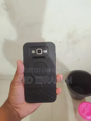 Samsung Galaxy J7 16 GB Gold