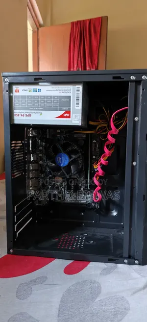 Desktop Computer Razer 4GB Intel Core I5 SSD 128GB