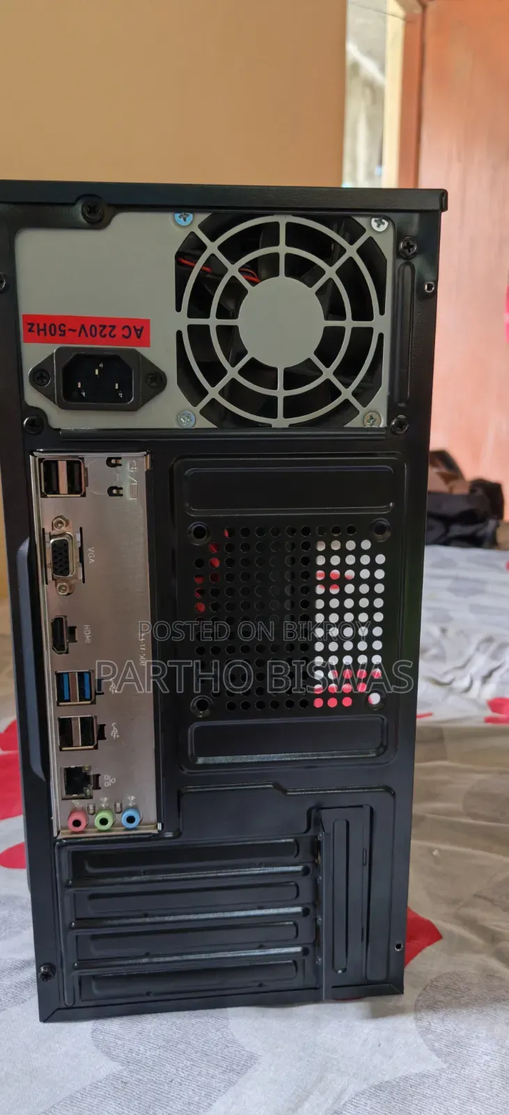 Desktop Computer Razer 4GB Intel Core I5 SSD 128GB