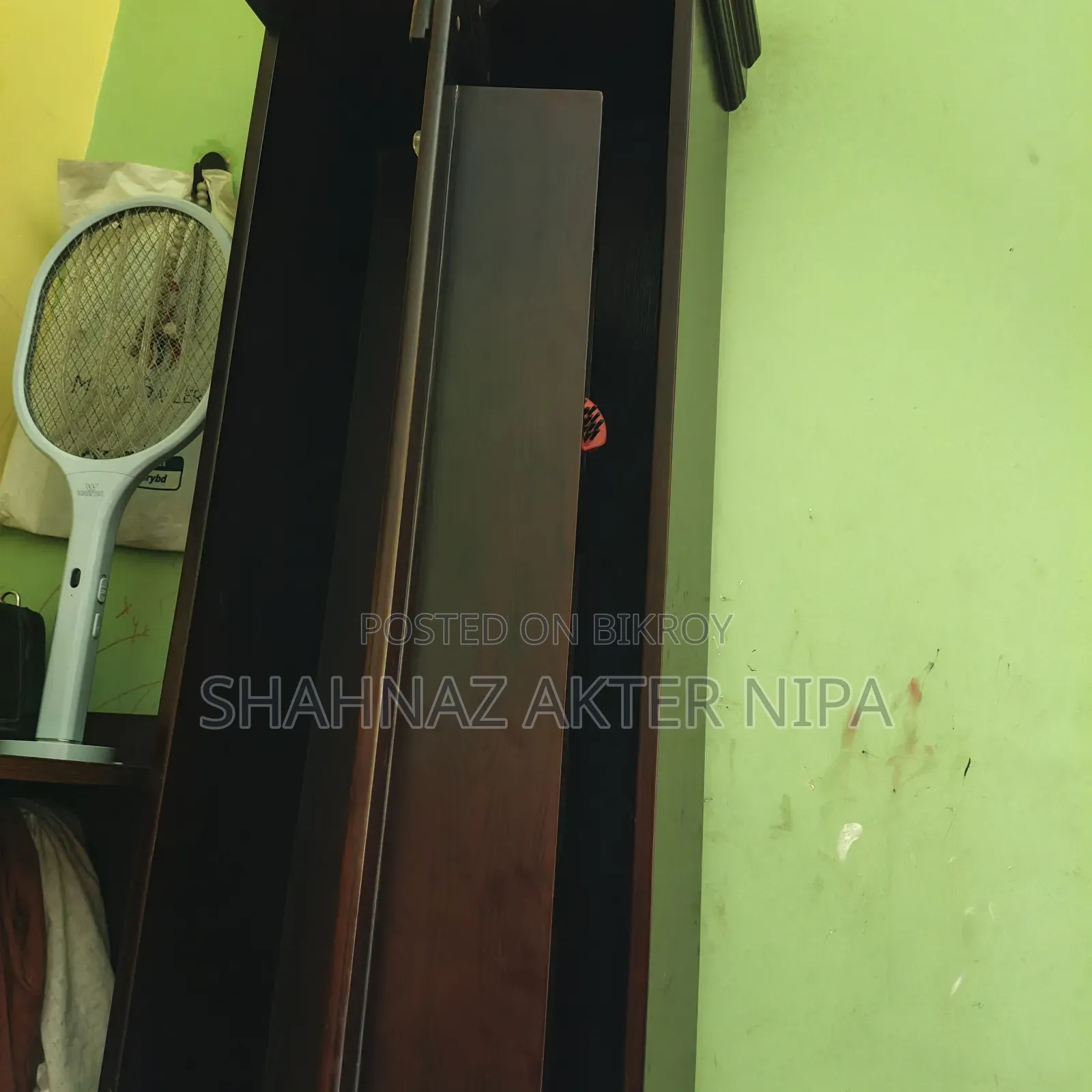 ড্রেসিং টেবিল
