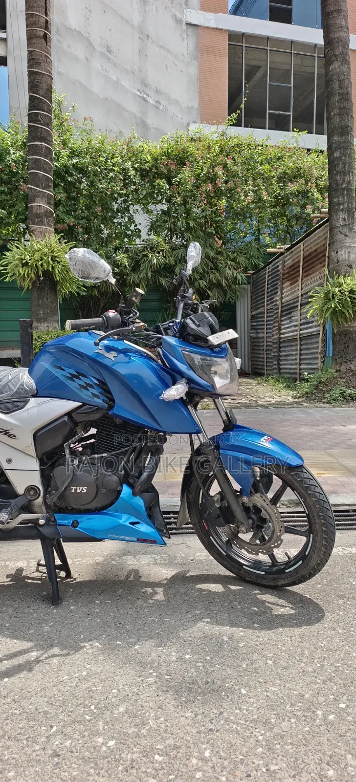 TVS Apache 160 4V 2019 Blue
