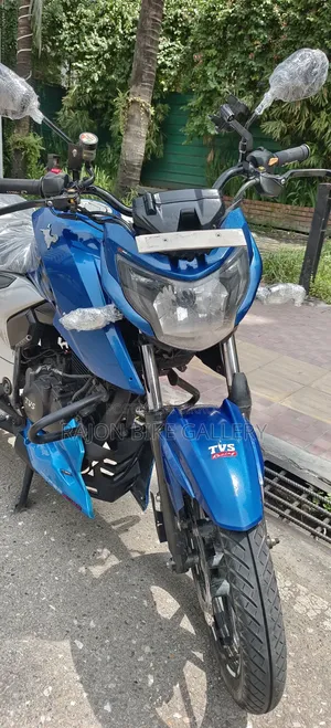 TVS Apache 160 4V 2019 Blue